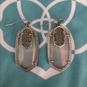 RARE Kendra Scott Emmy Earrings